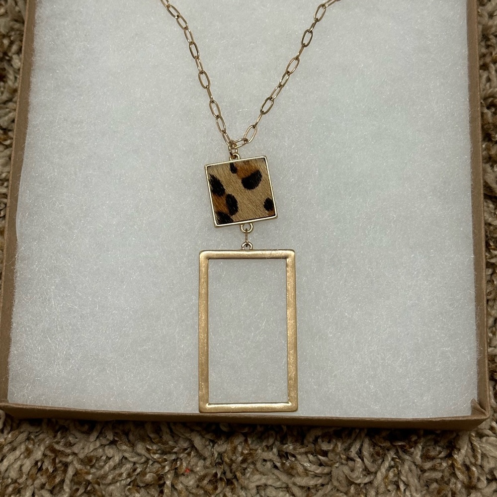 Long necklace